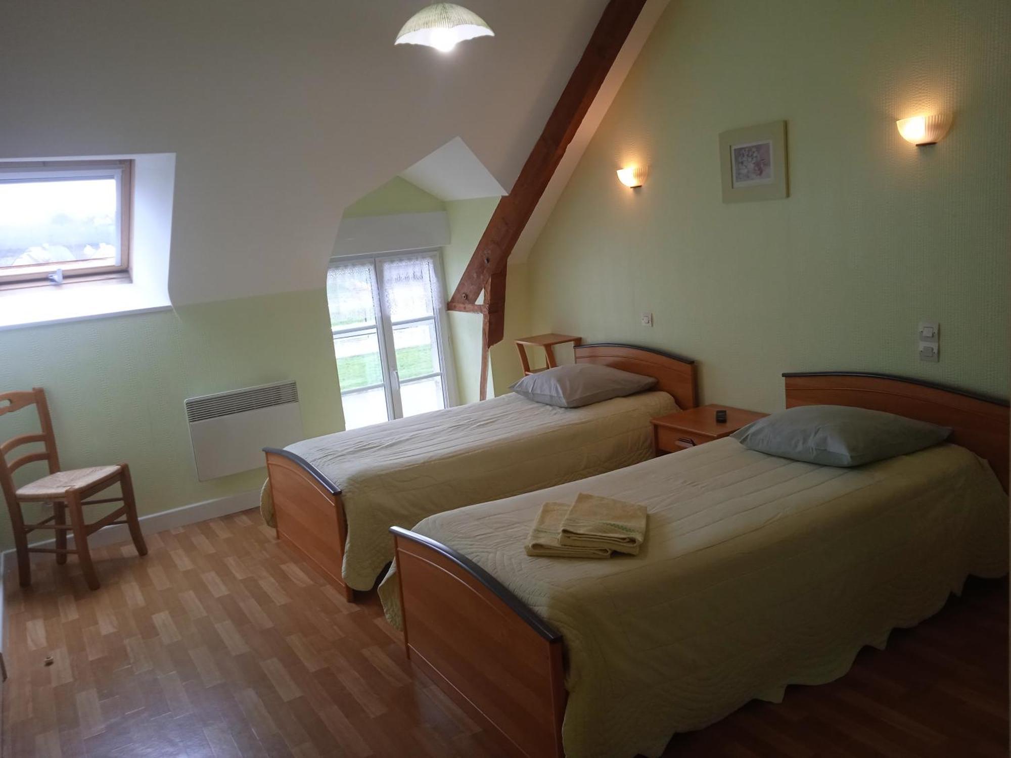 Chambres D'Hotes Le Petit Angle Saint-Broladre Exteriör bild